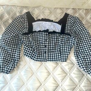 Blk/white gingham print BCBG crop blouse.